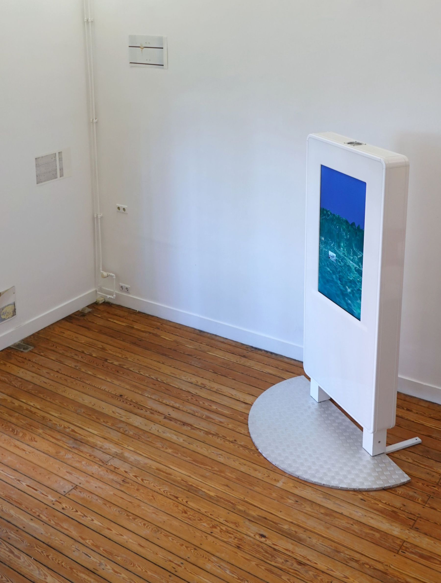 Body Split Museum In a Certain Movement Body Split | Aram Lee